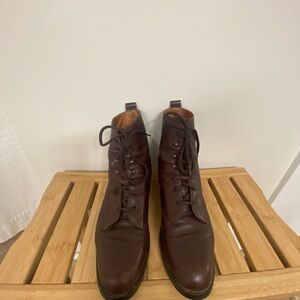 Eddie Bauer Dark Brown Lace-Up Women's 7.5 Ankle Boots